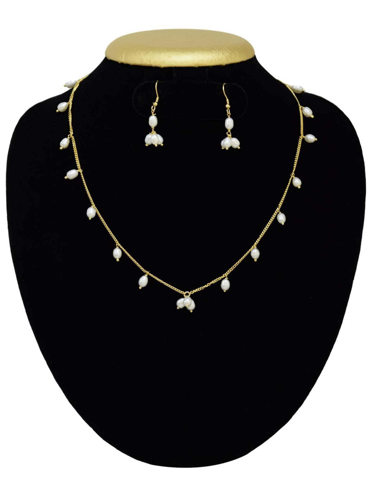 Very Simple Pearl Necklace in Gold Colour Chain