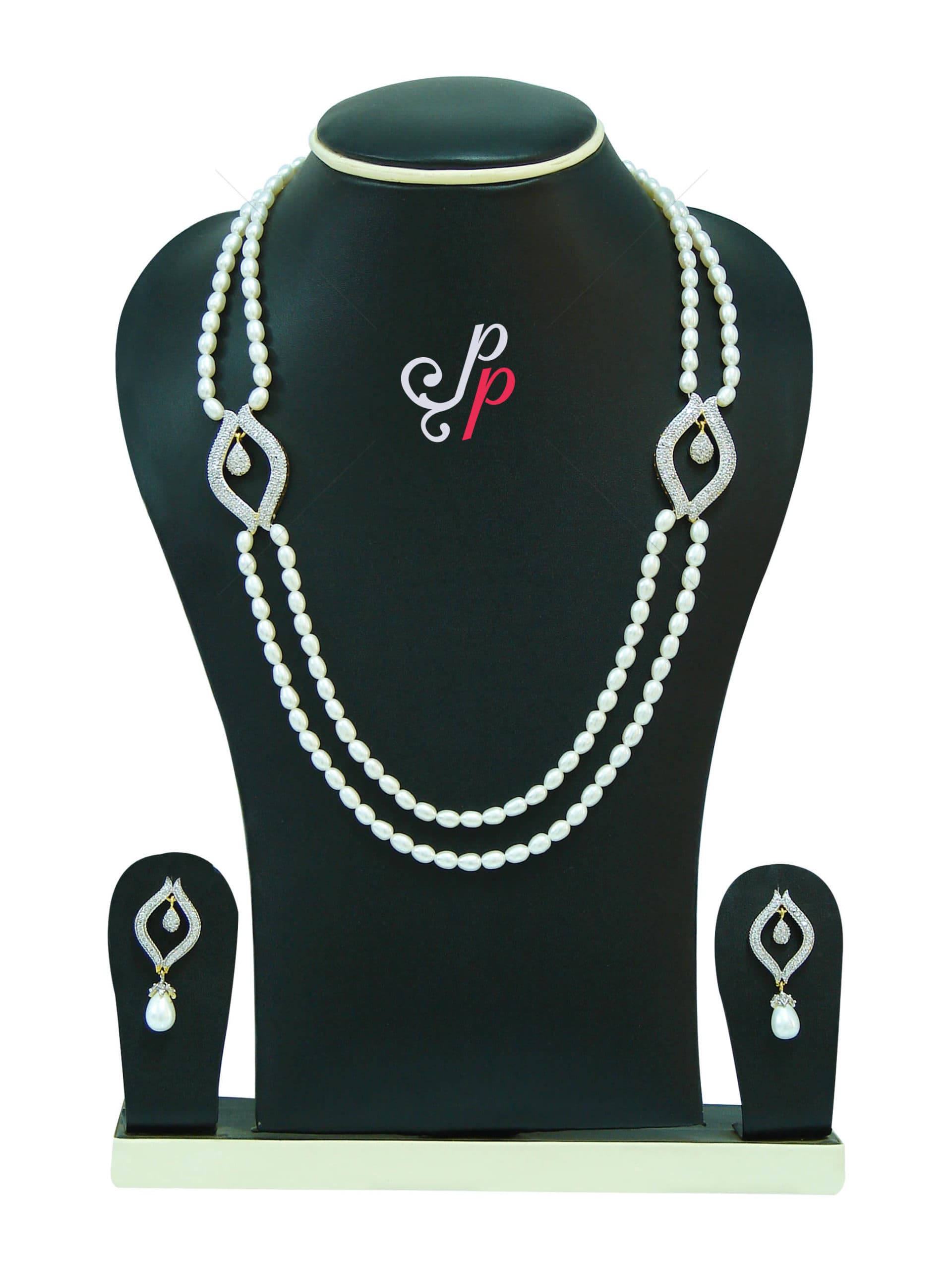 Very different and stylish pearl double side pendant necklace set