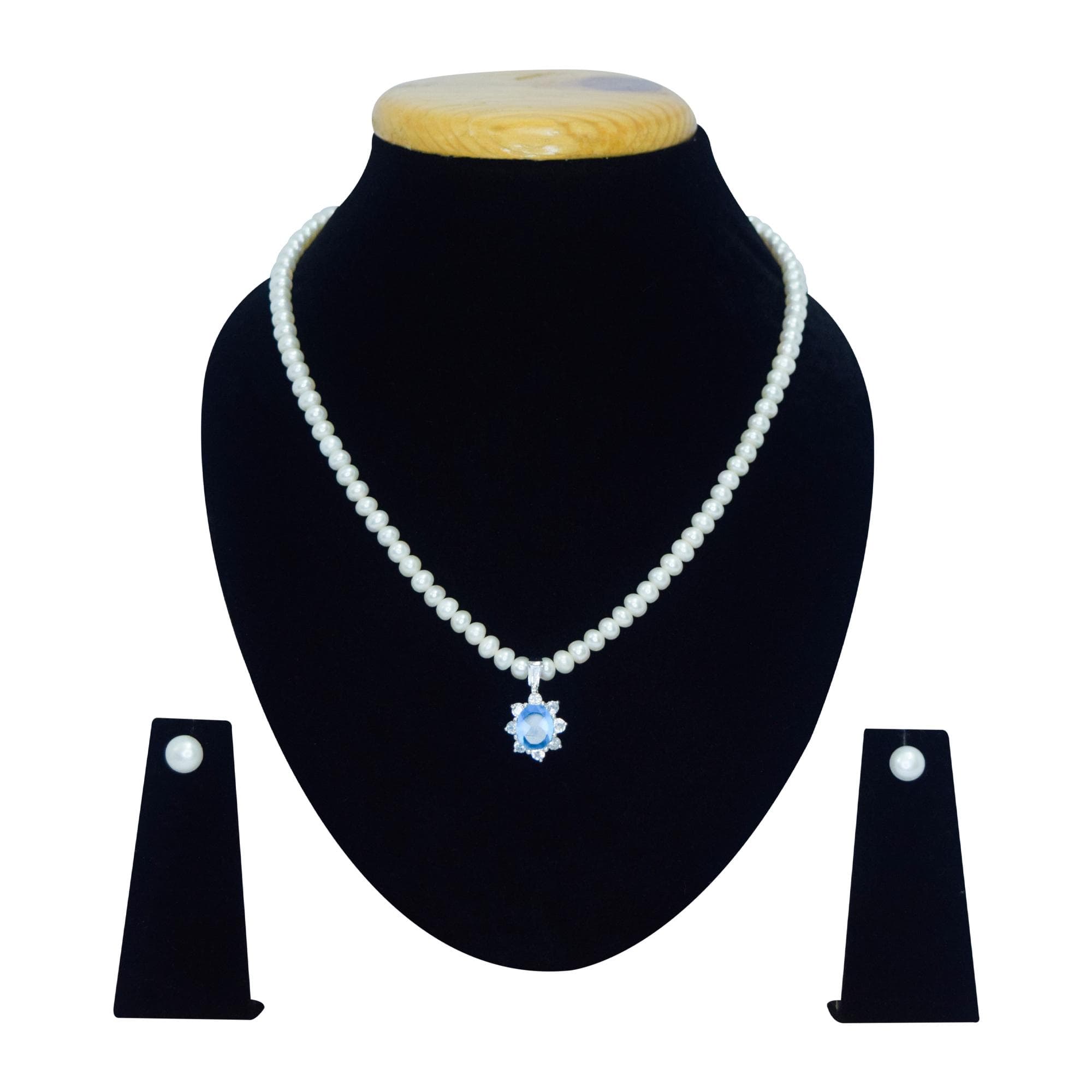 Captivating White Pearl Necklace With A Striking Flower Pendant