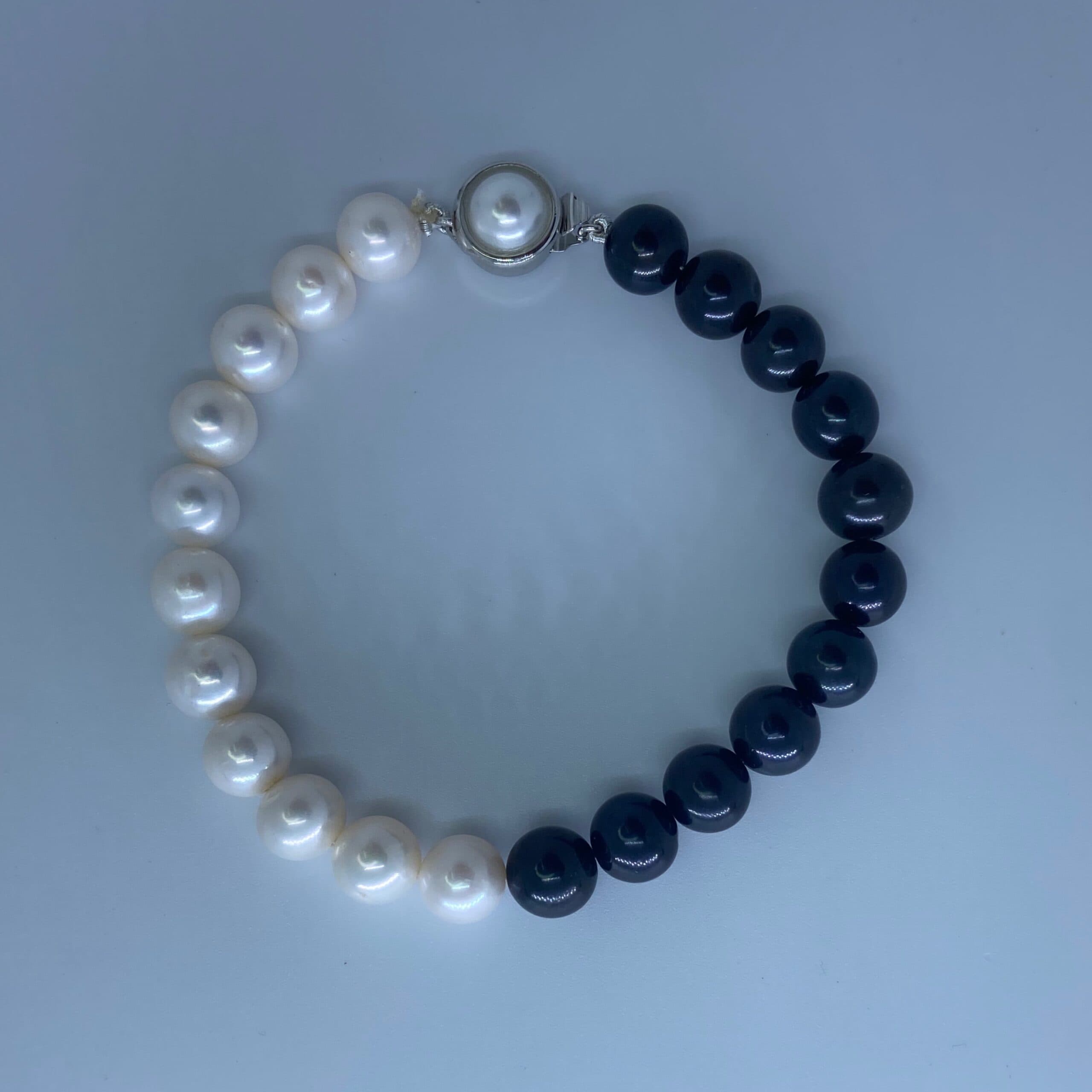 Yin Yang Black & White 9mm Round Pearls Bracelet - Image 2