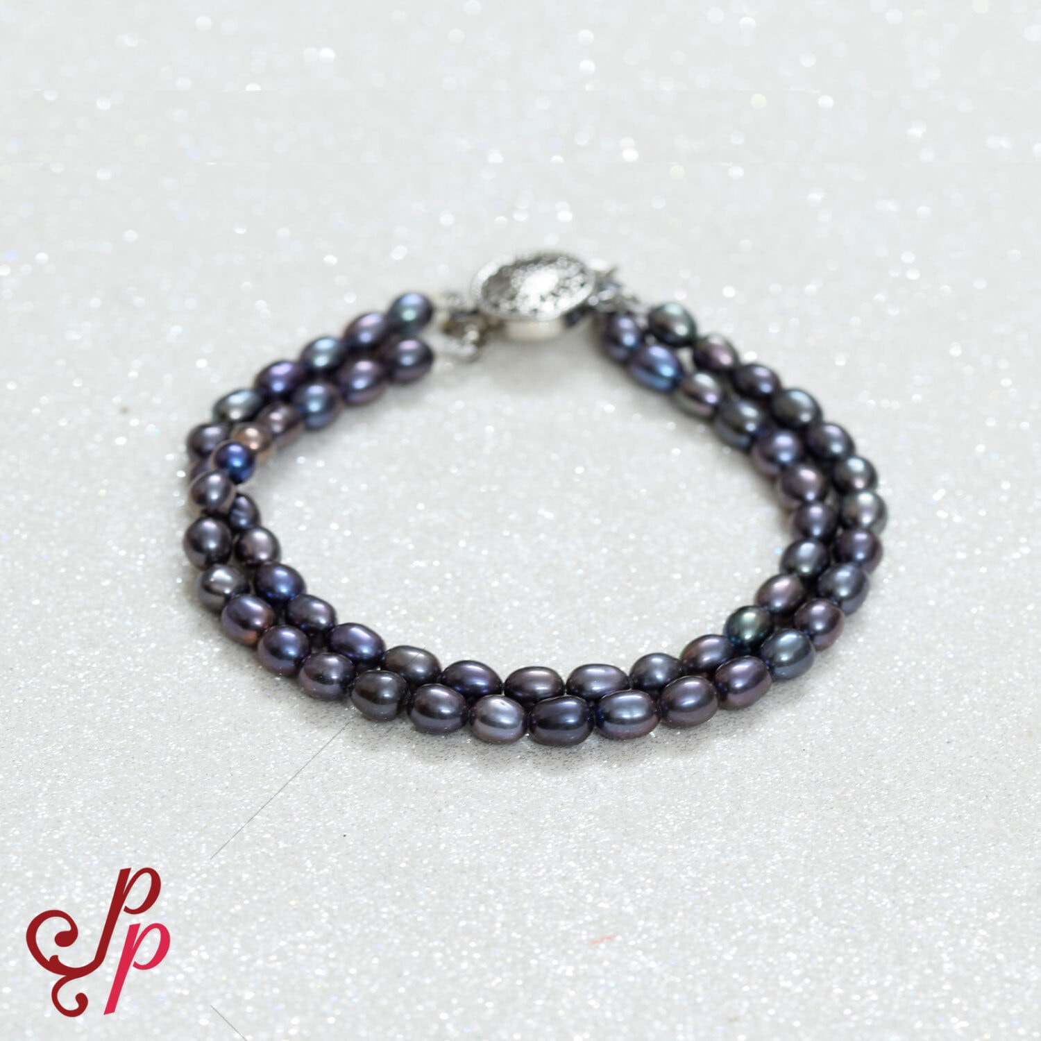 2 Lines Pearl Bracelet in 4mm long multishaded black pearls