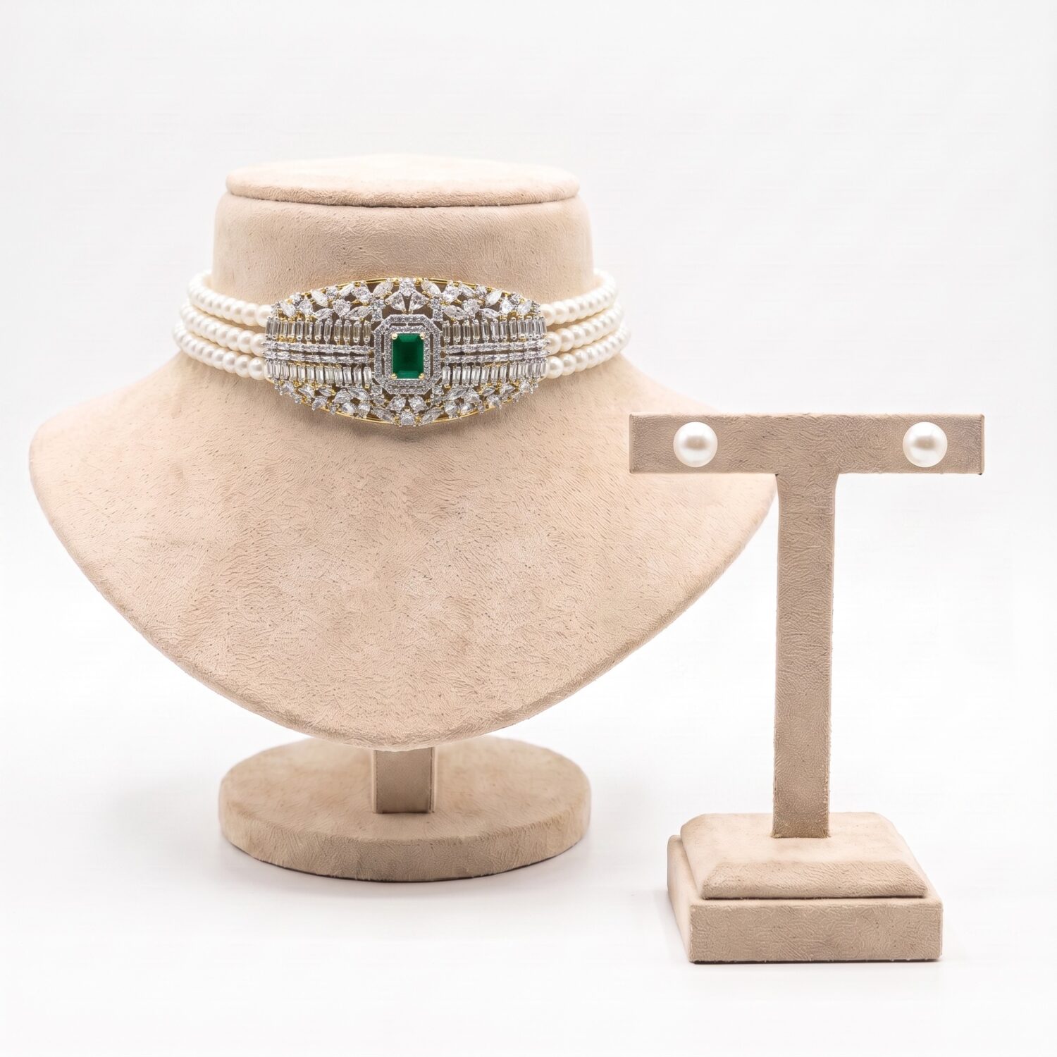 Glittering Multi-Line Pearls Choker With SP Emerald Zircon Pendant