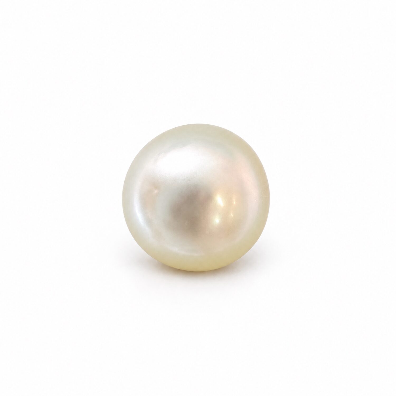 6.71 Carat (7.46 Ratti) White South Sea Pearl - 9.8mm Round, AAA Quality