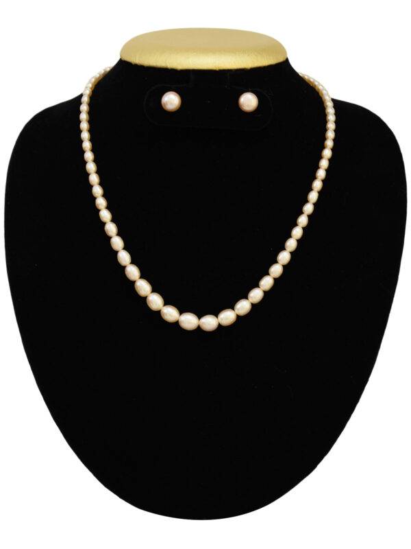 Single Line Graded Pink Pearl Set in Shiny Oval Pink Pearls