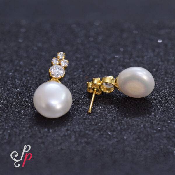 Gorgeous Pearl Studs in Large 12mm White button Pearls