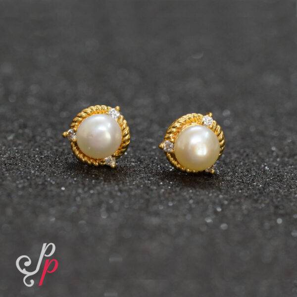 Buy 200+ Pearl Earrings Online | BlueStone.com - India's #1 Online Jewellery  Brand