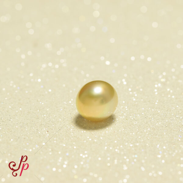 10.7 Carat - 17.12 Ratti Light Golden Real South Sea Pearl for Astro