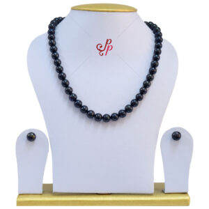 Beautiful 8mm - 8mm - 9mm, Roundish Black Pearl Necklace in 1 Strand