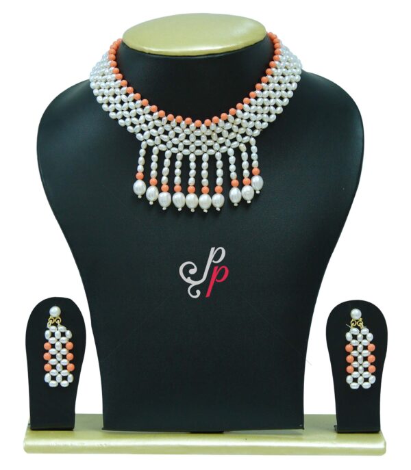 Beautiful choker type pearl necklace set