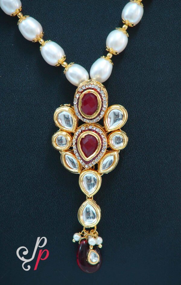 Beautiful Oval Pearl necklace set in original kundans