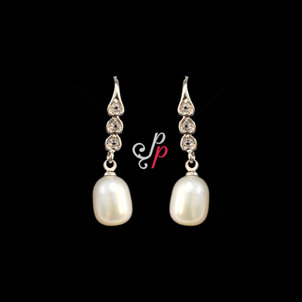 Fancy Pearl Hangings in White Pearls