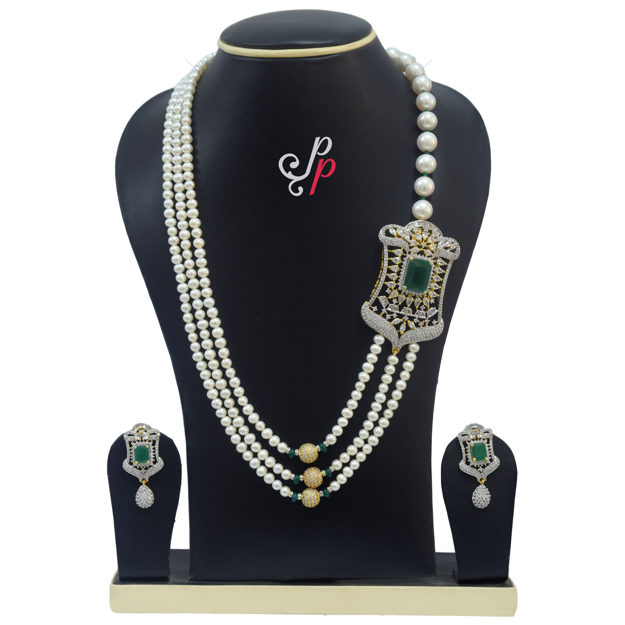Emerald Pronged Side Pendant from Hyderabad