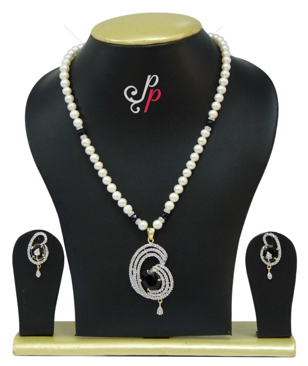 Hyderabad Pearl set in stylish black stone pendant