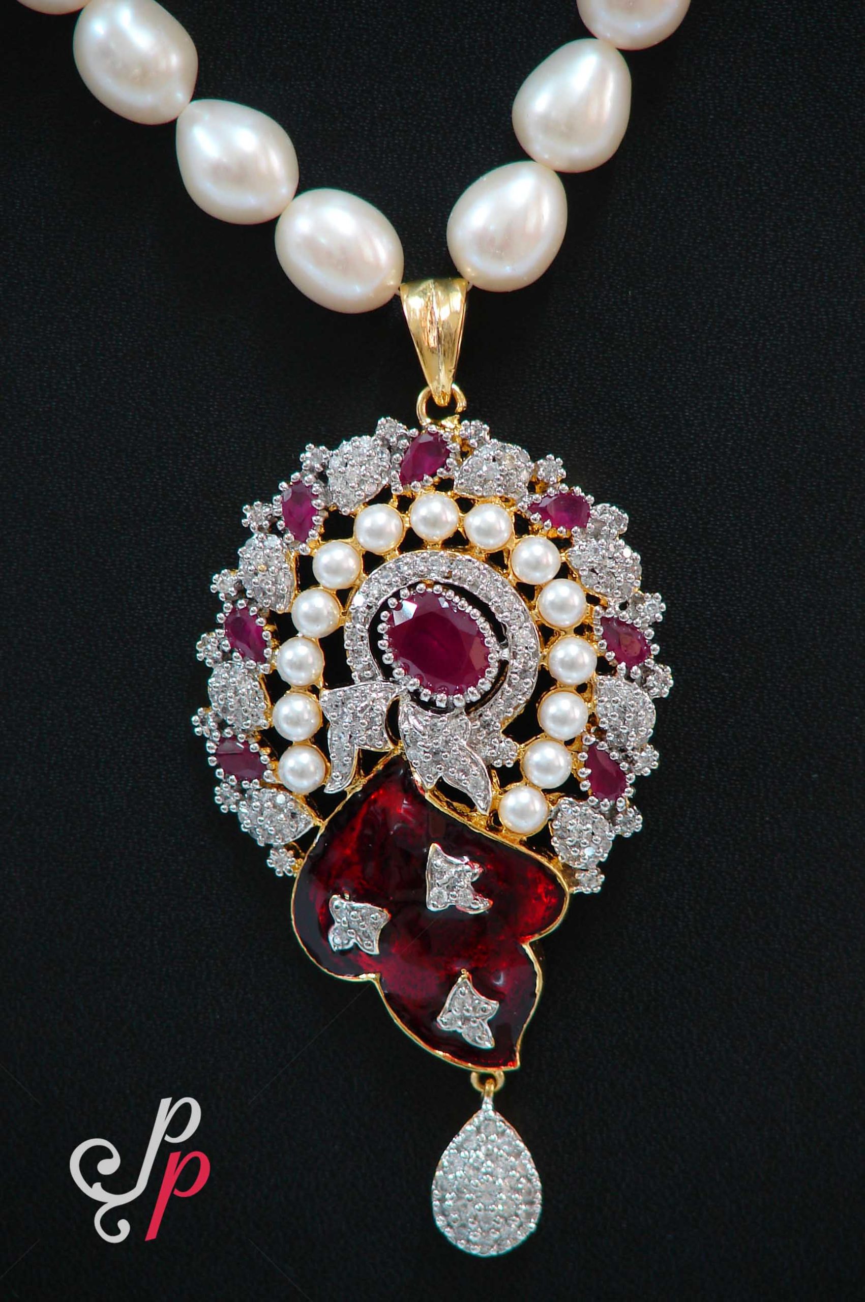 Maroon pearl set hotsell