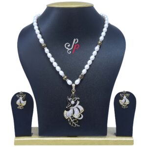 Shiny Hyderabad Pearl Necklace set in Black Enamel Designed Pendant