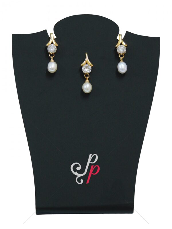 Stylish pearl pendant and earrings in american diamond