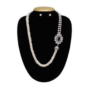 Magnificent White Pearl Necklace Set with Glittering Side Pendant