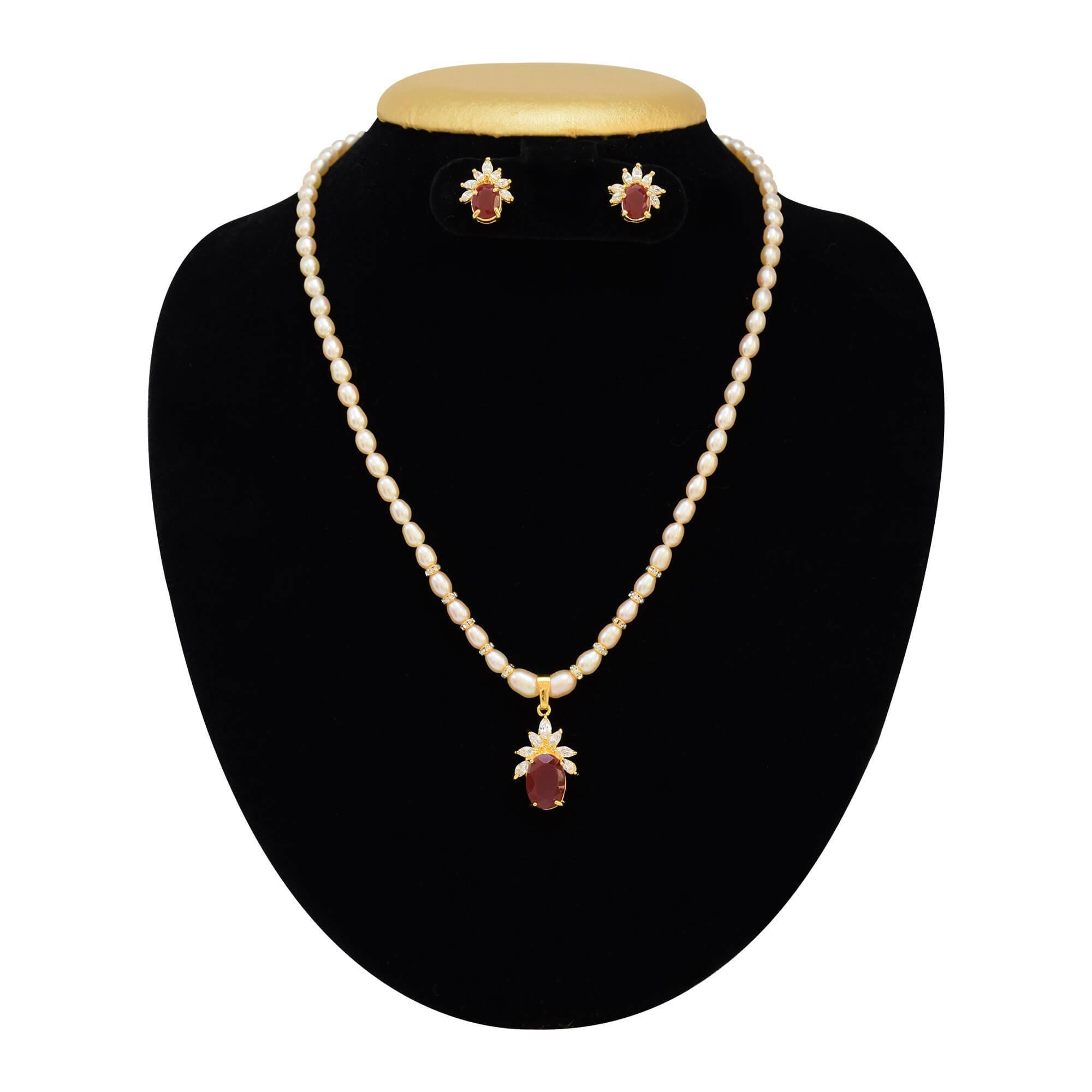 Ruby Necklaces | Kendra Scott Jewelry