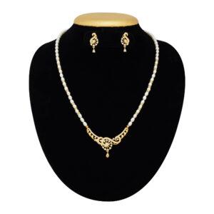 Simple White Oval Pearl Neckalce set in Mangalsutra Pendant