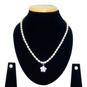 Elegant and cute light pink pearl necklace with flower-shaped pendant studded with pink crystals