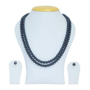 A finely crafted two-layer round black pearl necklace set