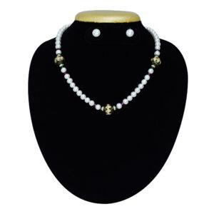single-layer round white pearl necklace with pearl studded jadau meenakari dholak beads