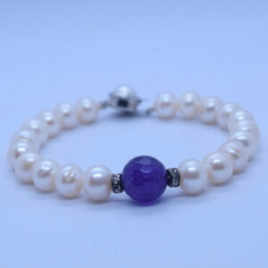 Vibrant White Round Pearls Bracelet With Purple Onyx Bead