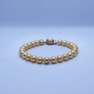 Sparkling South Sea Look-alike Round Pearls Bracelet