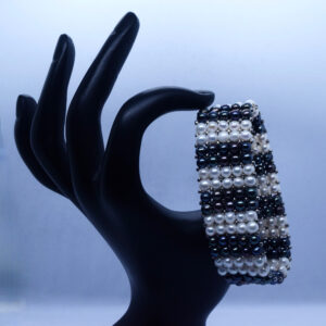Fabulous White & Multicolored Original Pearls Bracelet