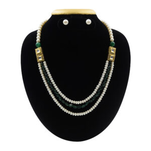 Beautiful White Pearls Necklace With Kundan Pendant & Green Onyx Beads