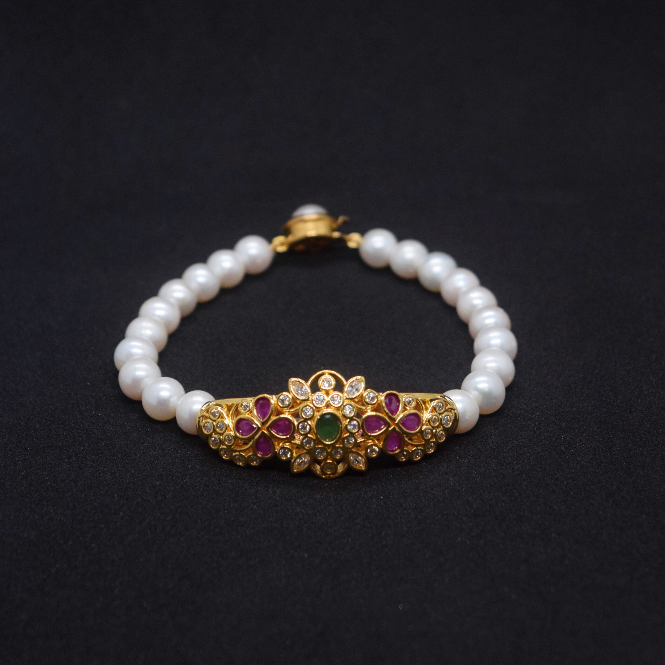 8mm South Sea Pearl Bracelet (7 in) | Shane Co.