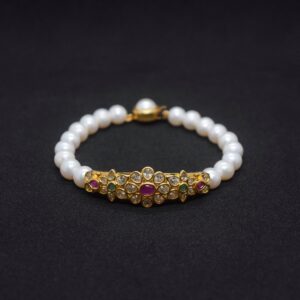 Regal White Pearls Bracelet With Traditional Polki Clasp
