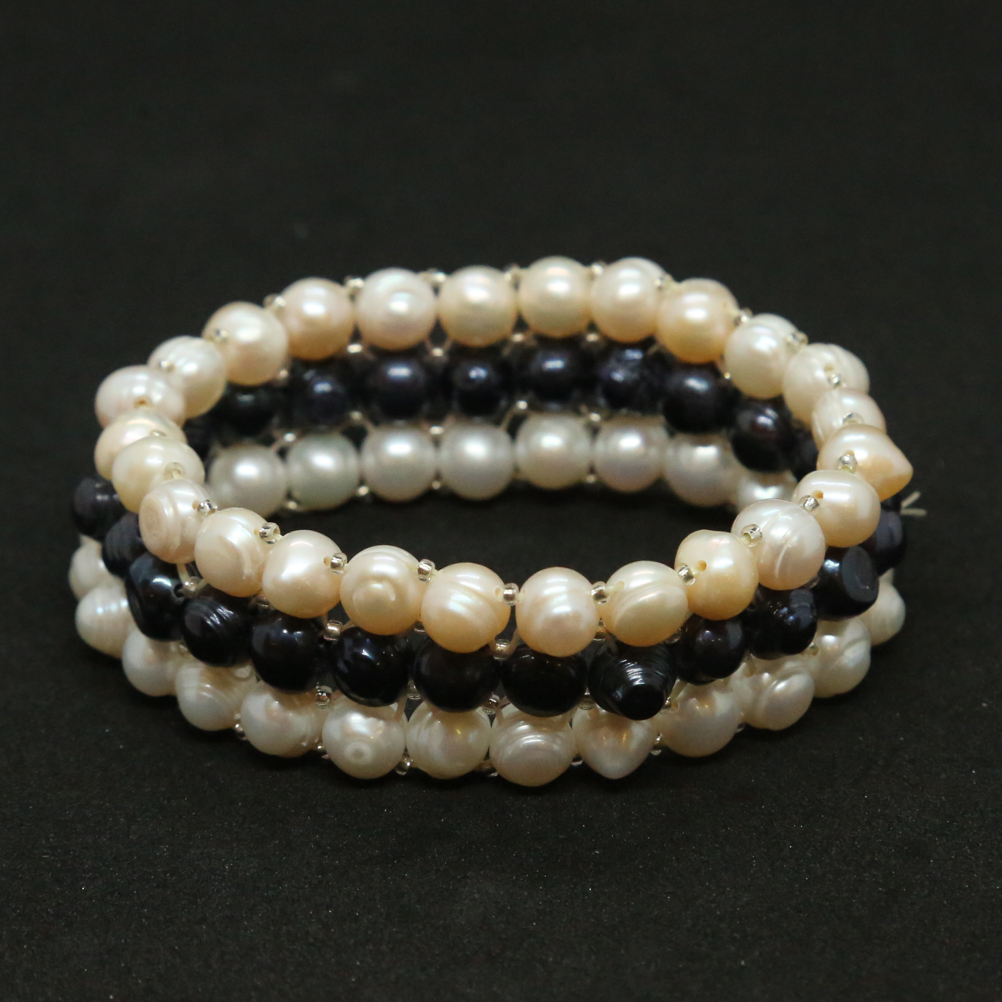 Stretchable 3Line Tri-Colour Potato Pearls Bracelet