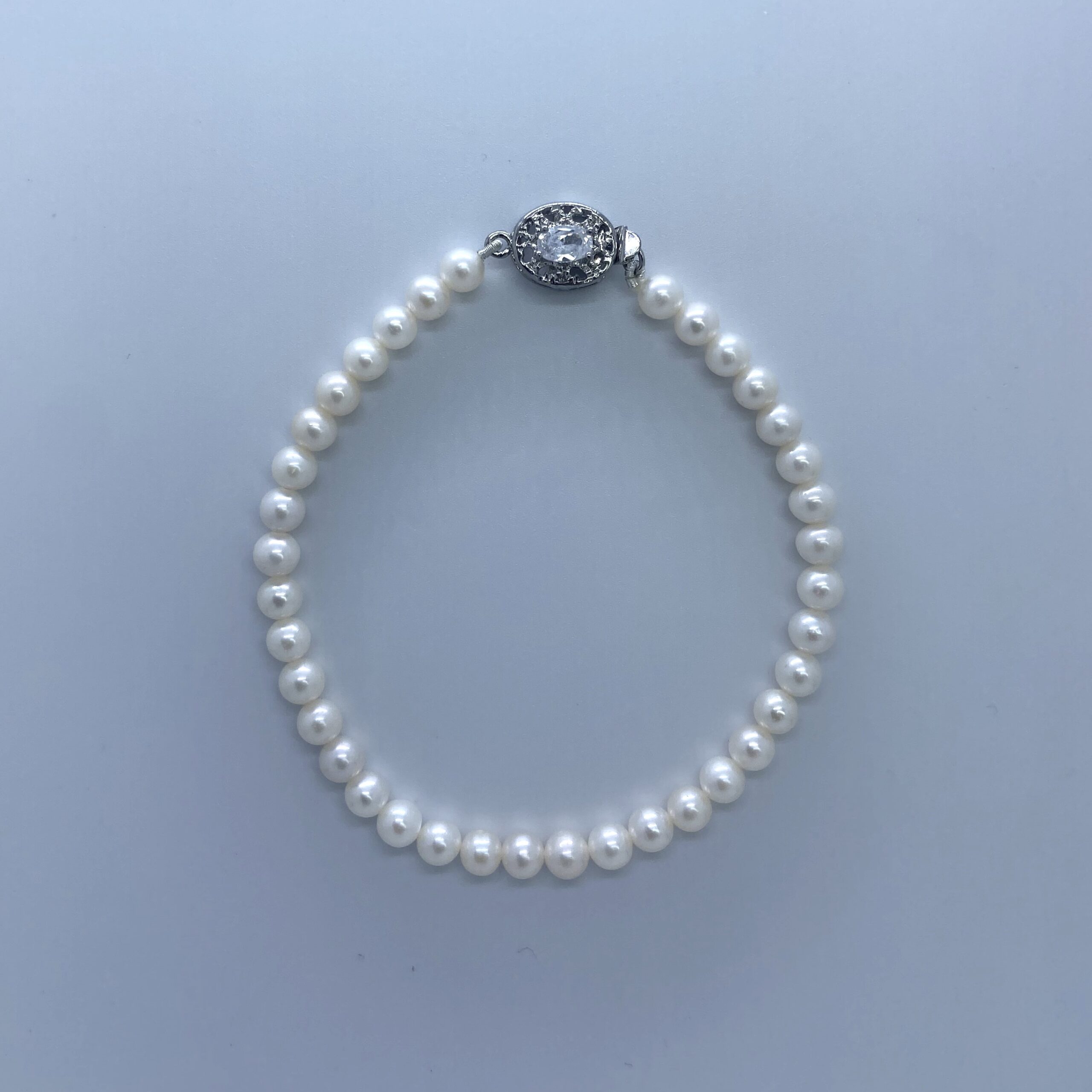 Amazon.com: KVLmoze Pearl Bracelets 6mm Handpicked Pearl White Baroque  Elegant Jewelry for Women Girls: Clothing, Shoes & Jewelry