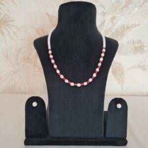 Charming Semi-Round White Pearl 18Inch Necklace Interspaced With Red Crystals
