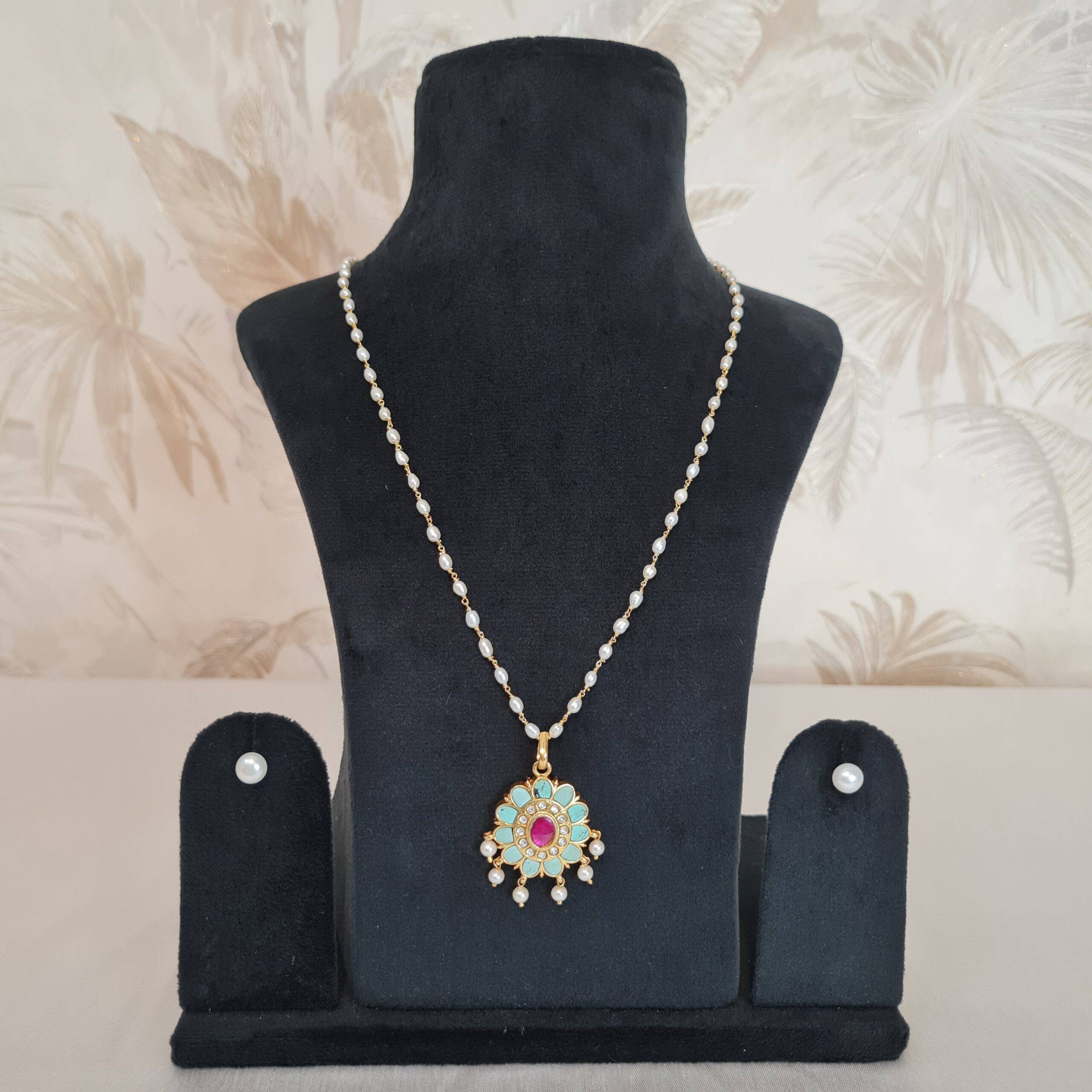 Ethnic Labradorite gemstone handmade pendant necklace at ₹2550 | Azilaa