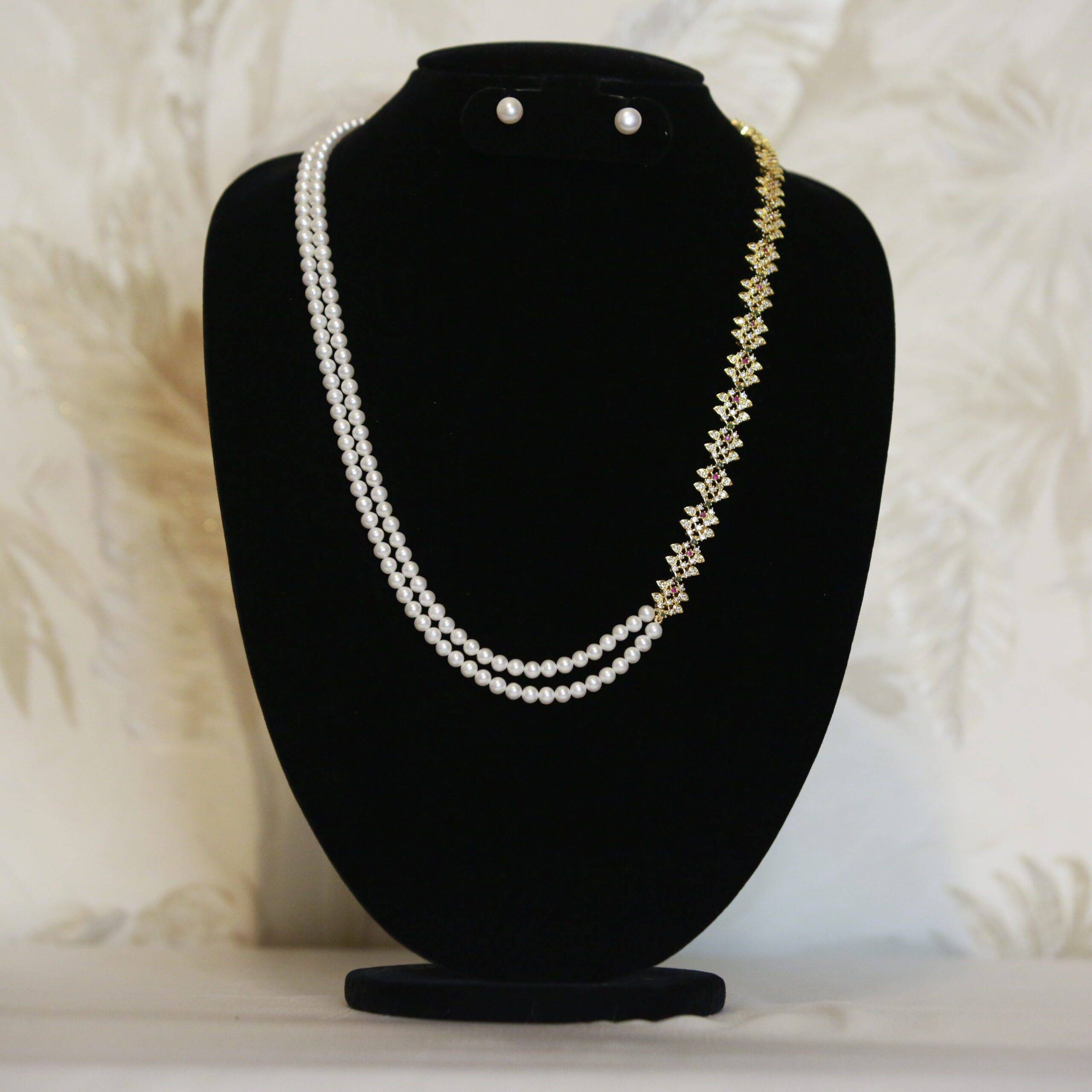 Lot - JAPANESE MIKIMOTO PEARL NECKLACE, a 22 inch strand