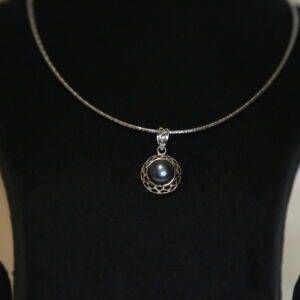 Dreamy 925 Silver Pendant With 10.5mm Bluish Grey Button Pearl