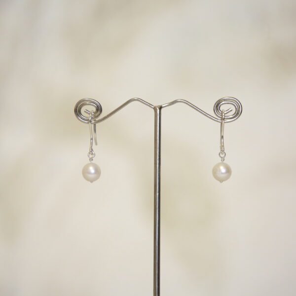 Classic 925 Silver Hook Earrings Featuring 8mm White Round Pearls