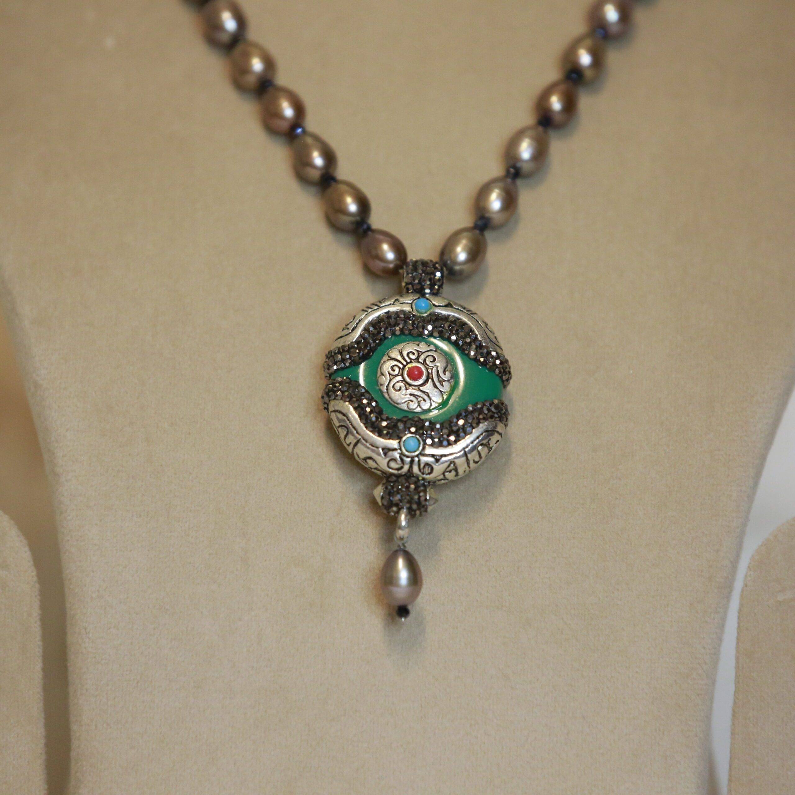 Vintage long necklace hotsell